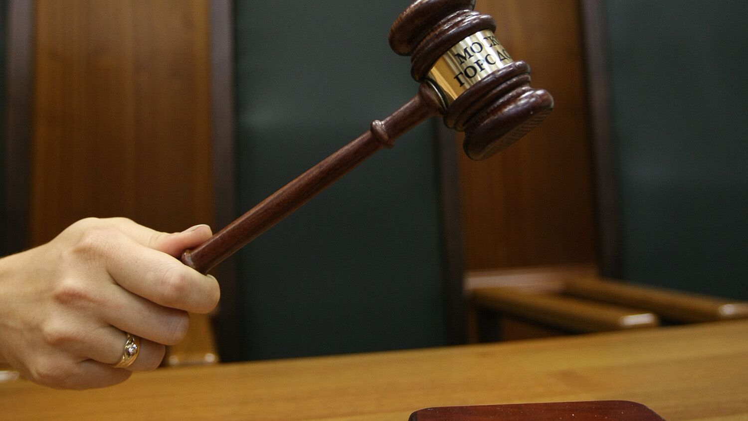 На Чукотке будут судить экс-командира самолета, врезавшегося в склон горы